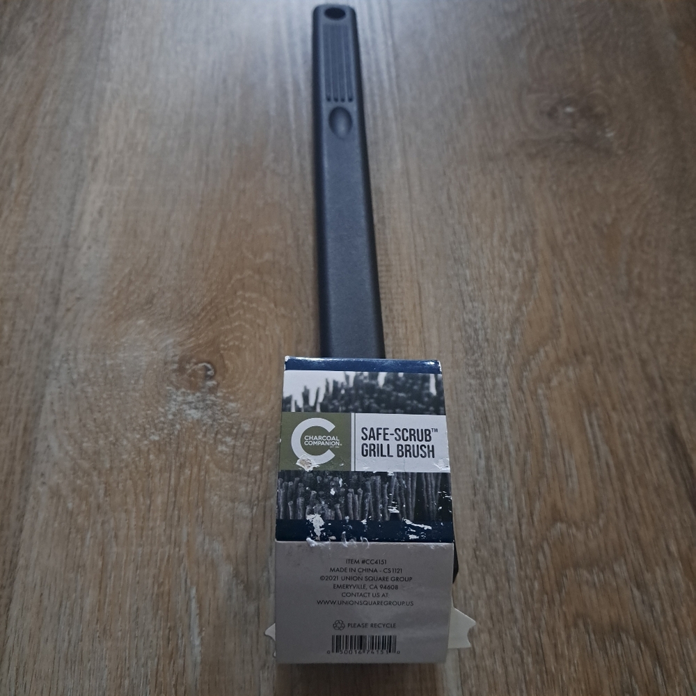 Charcoal Companion Black 2-in-1 Grill Brush New